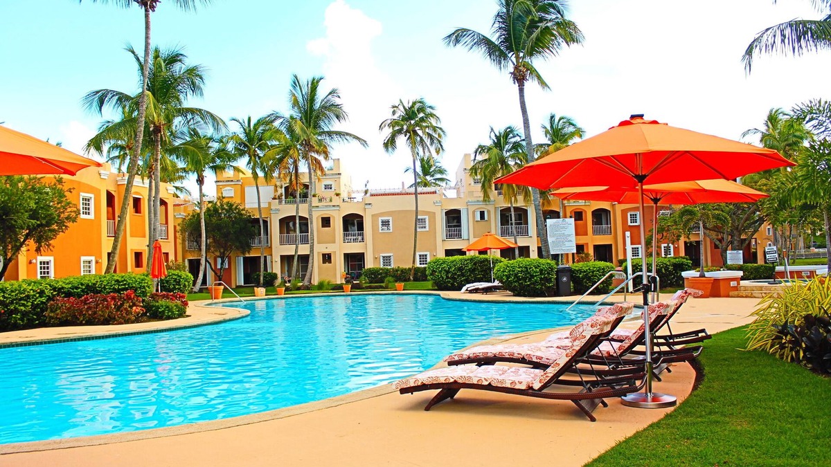 Candelero Abajo Villa | 2BR/2BA Villa near the beach, golf w/WiFi, large balcony, views to pool/garden