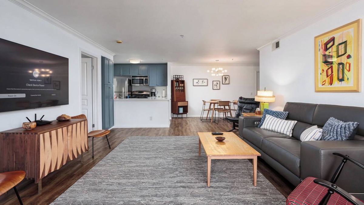 Hollywood Condo | 2BR 2Bath Condo in Historic Hollywood