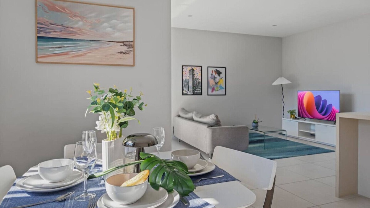 Macgregor Apartment | 2BR Apartment w/Balcony Near Food Shop & Transit
