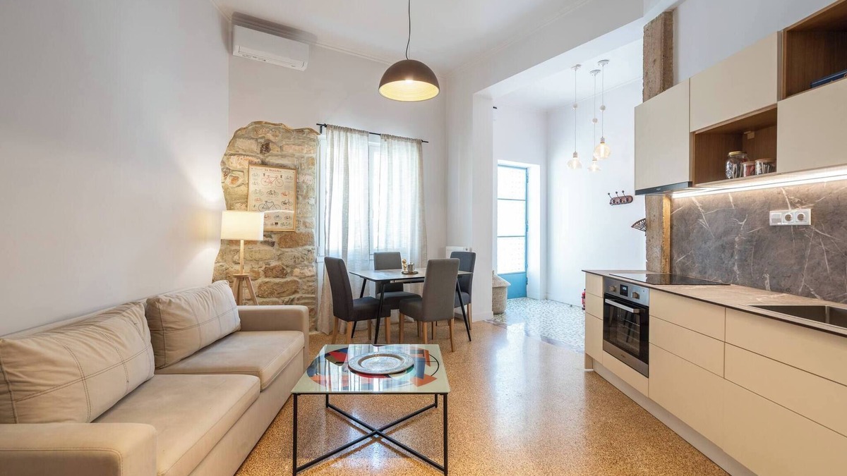 Filopappou Apartment | 2BR Apt 20 Mins From Acropolis w/Washer & Dryer