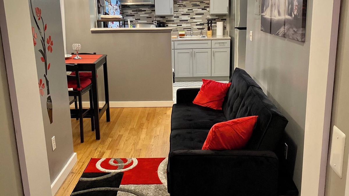 East Flatbush Apartment | 2BR Apt Located in the Heart of Brooklyn, 30 Minutes From Midtown & Pets Allowed