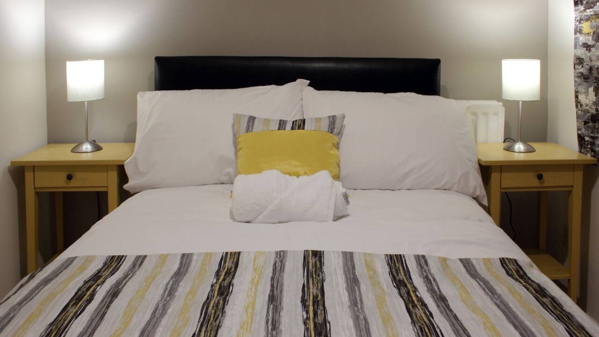 Dungannon Apartment | 2BR Apt Near Shops, Resto w/free parking