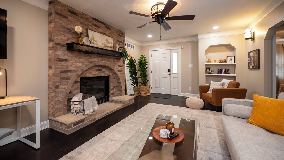 Topeka House | 2BR Collins StayAwhile - Feels Like Home - Modern Furnishings - Big Fenced Yard