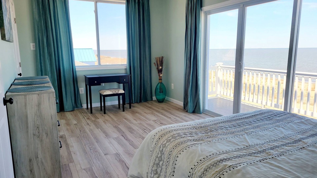 Broadkill Beach Condo | 2BR condo, 2nd floor.nFREE kayaks and bikes. Hot Tub and Sauna - extra fee.
