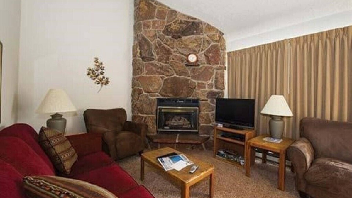 Fraser Condo | 2BR Condo near great skiing - $700 for up to a full week!