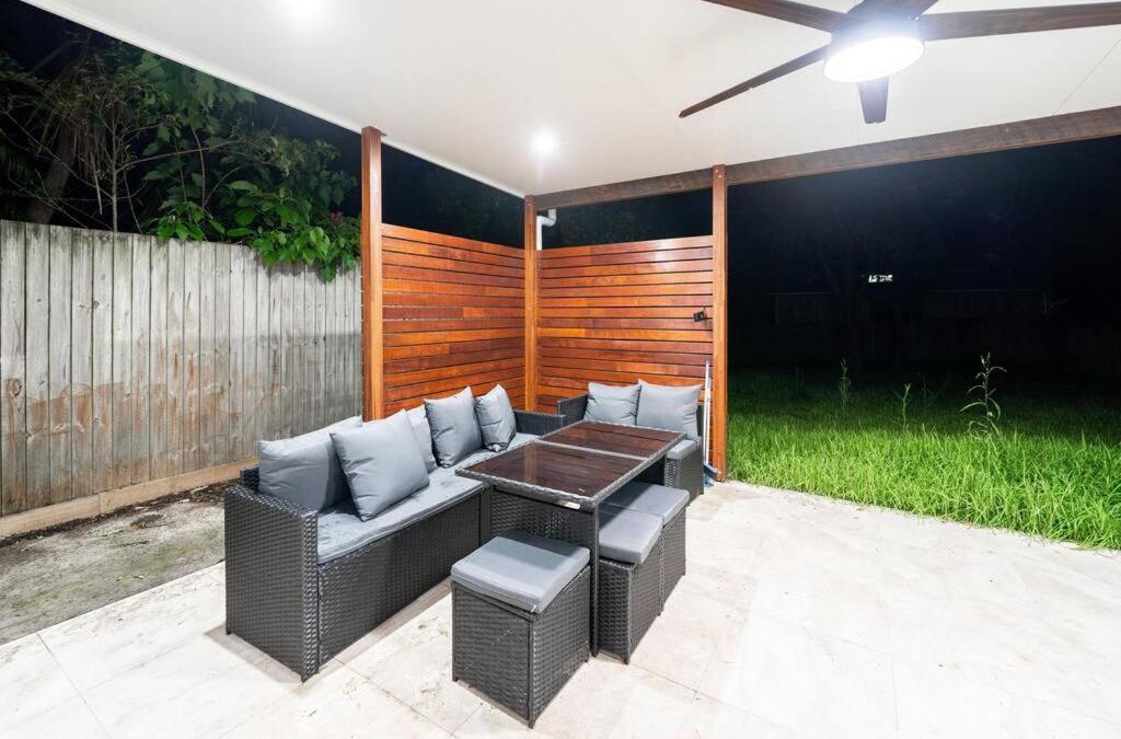 Lota Apartment | 2BR Home with Outdoor Deck with Beach Nearby - L143 DOWN