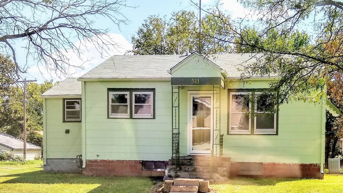 Wilson House | 2BR house close to Lake Wilson, epic MTB trails, I-70, world's largest Czech egg