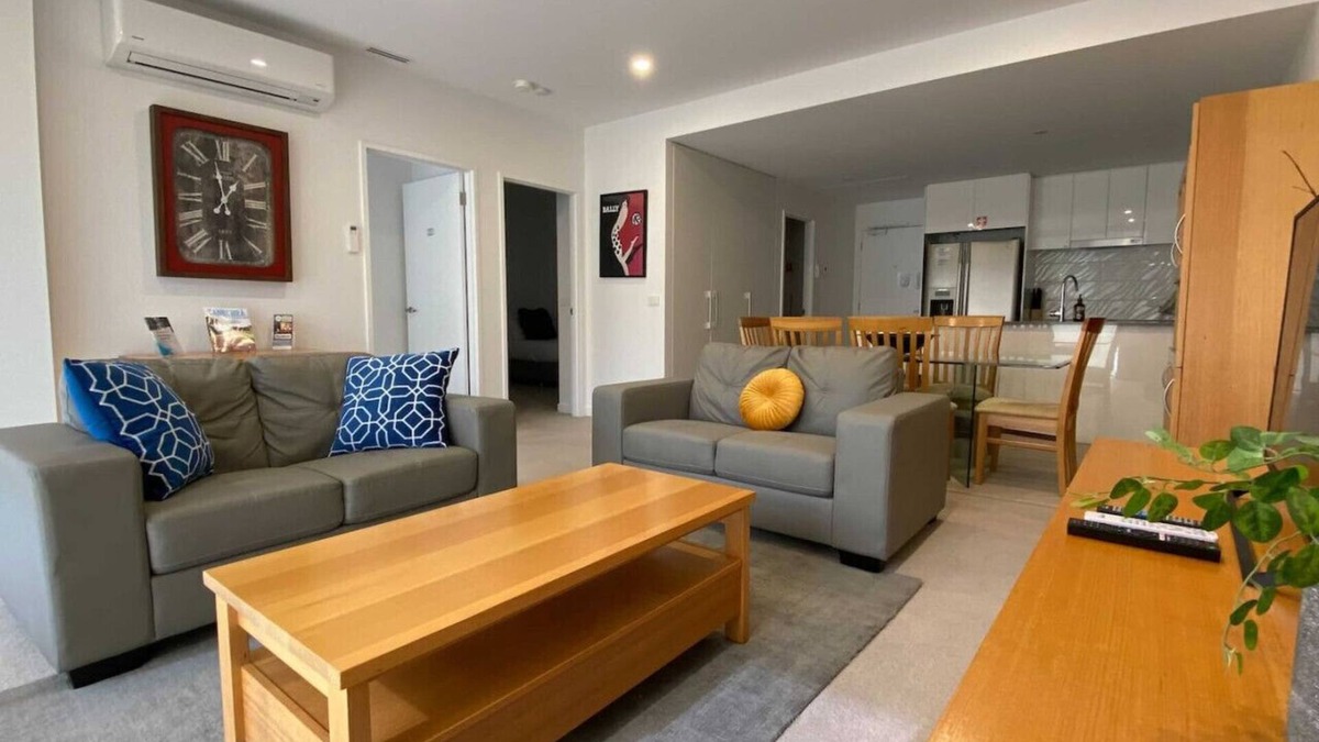 Phillip Apartment | 2BR Light-Filled and Cosy Apartment