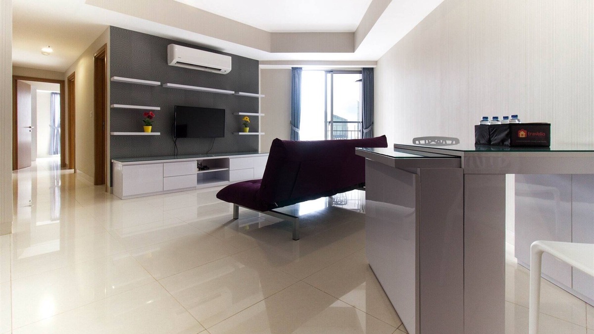 Old Jakarta Apartment | 2BR Modern Furnished The Mansion Apartment By Travelio