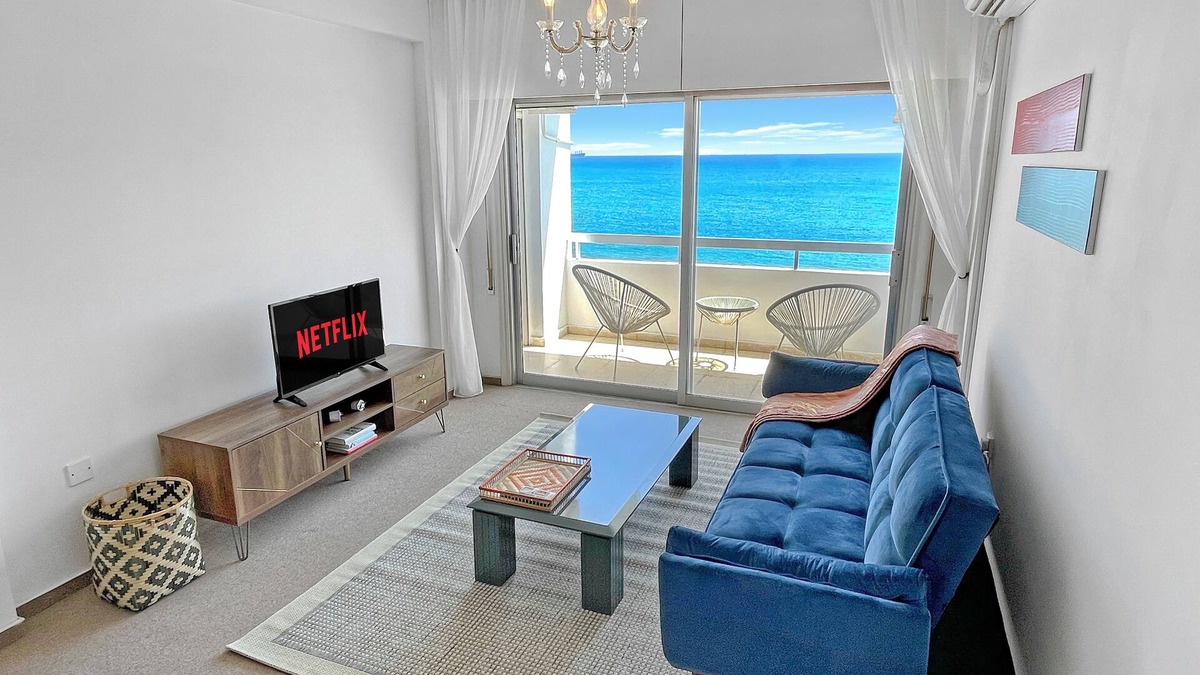 Larnaca Apartment | 2BR Seafront Apt. in center with community pool