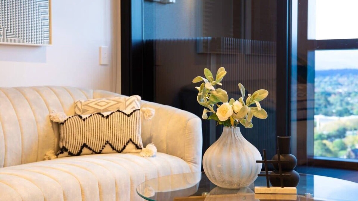 Box Hill Apartment | 2BR skyview BoxHill center