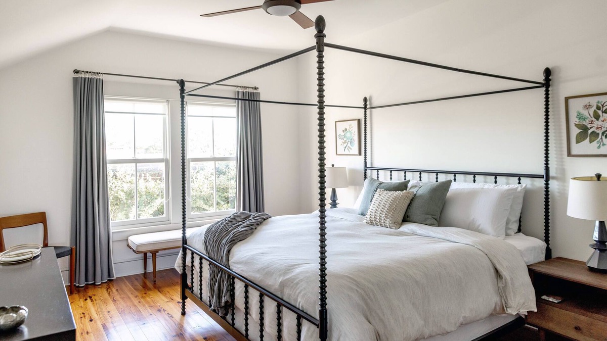 Historic District - North House | 2BR Townhome Nestled on Historic Crawford Square