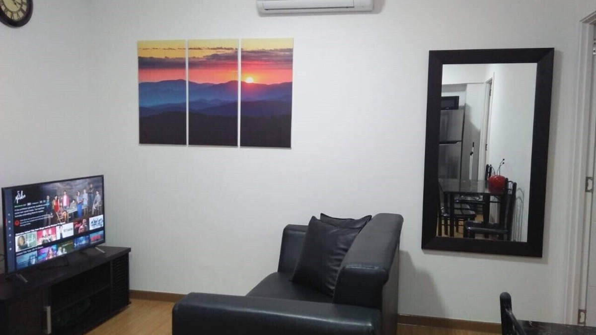 Makati House | 2BR Unit at Acqua Private Residences with Netflix + Wifi across Rockwell Makati