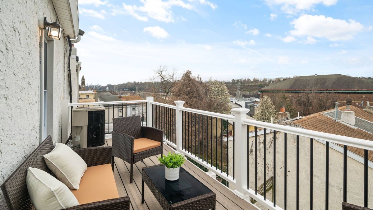 Manayunk Apartment | 2BR with Balcony, Views & Parking