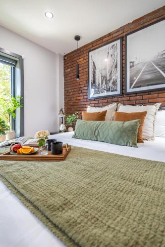 Somerville Apartment | 2BR2Bth 2 Parking Spaces,TD Garden,MIT,Harvard,BOS