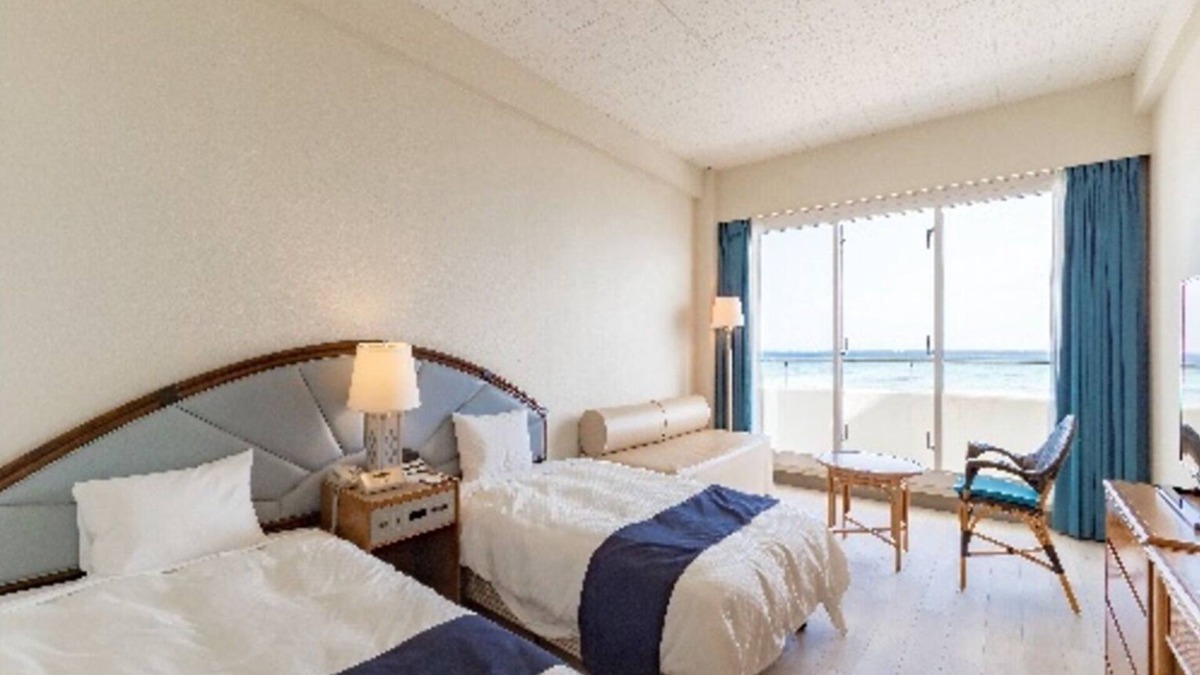 Kumejima Hotel | 2nd floor of main building 1st and 2nd floor of /Shimajirigun Okinawa
