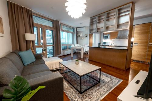 Kamppi Apartment | 2ndhomes Luxurious Kamppi Center 2BR Apartment with Sauna & Balcony