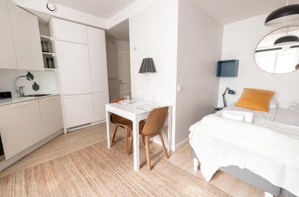 Kamppi Apartment | 2ndhomes Studio in Bulevardi