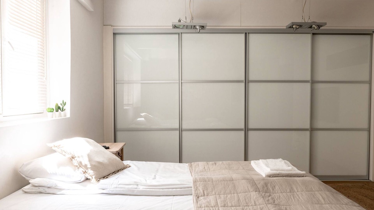 Ullanlinna Apartment | 2ndhomes Unique 2-Story Home with Spa