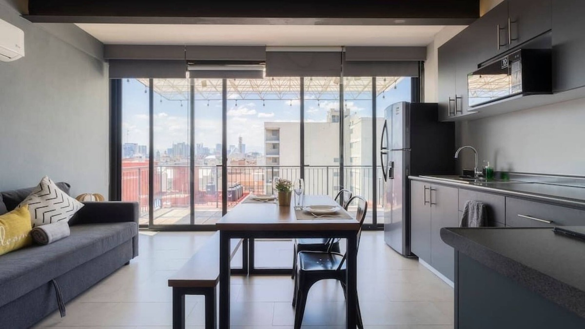 Venustiano Carranza Condo | 2Ph Large 2Brm 3 bath AC private terrace apt