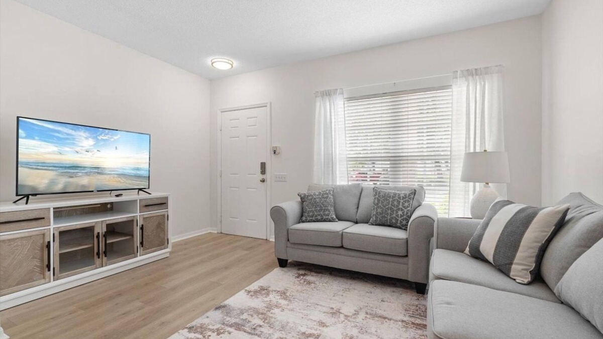 Sabal Harbour House | 2StoryTownHome|2KingBeds|Basketball+Tennis