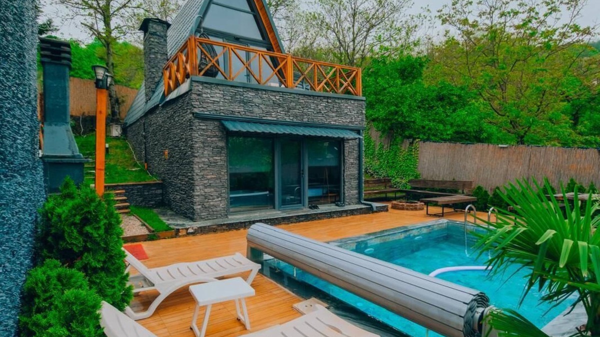 Sapanca House | 3+1 Heated Pool-Jacuzzi-Fireplace-Sheltered Bungalow for 8 People