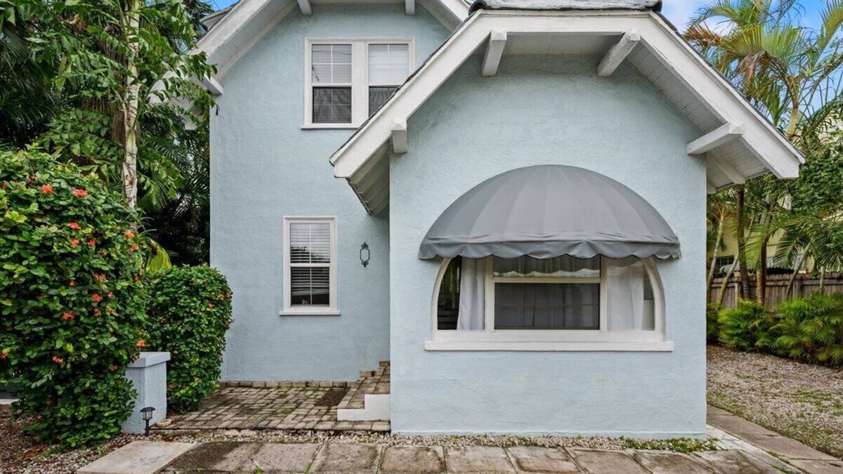 Palm Beach House | 3/2 Ocean Breeze Escape Located on Palm Beach Island