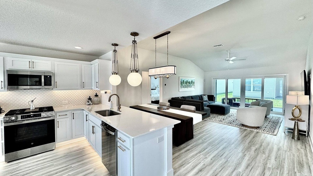 Sumter County House | 3/2 w/Golf Cart in The Village of Waters Edge