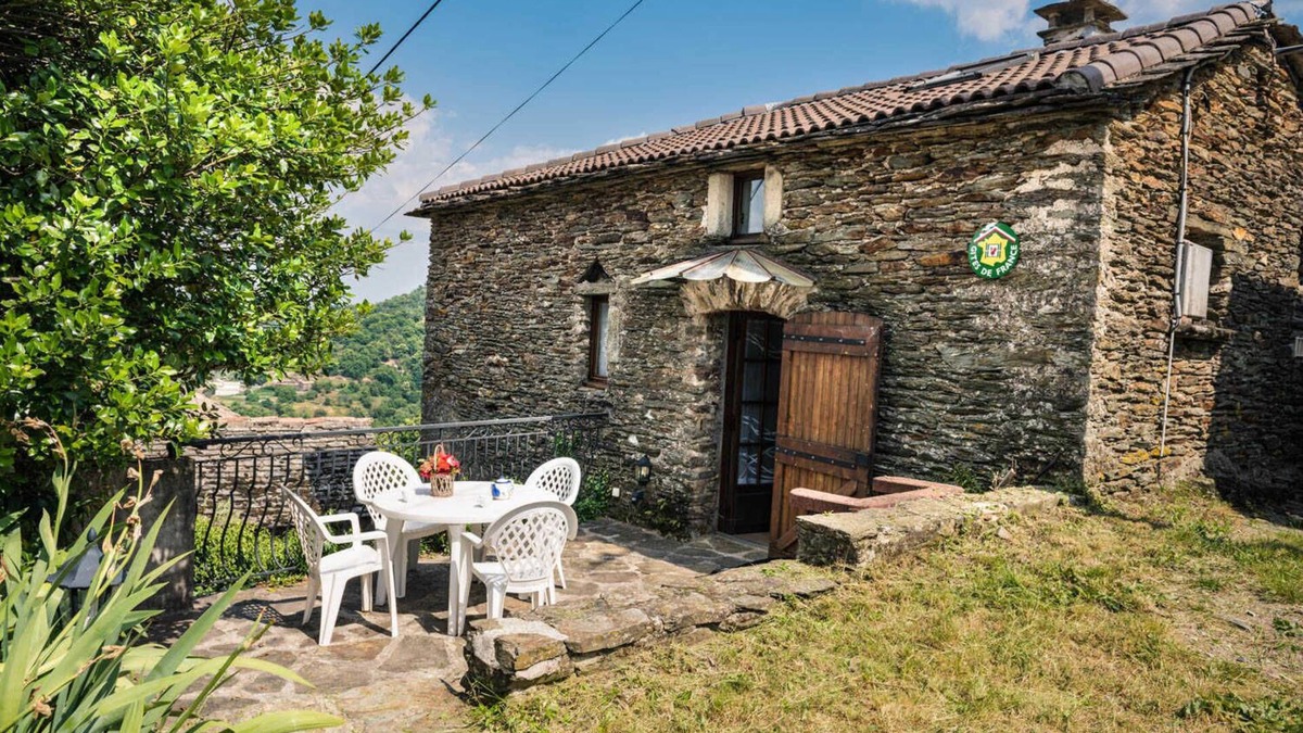 Saint-Michel-de-Deze House | 3/4 person gîte in St Michel de Dèze le Vieux