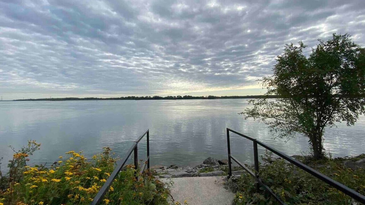 Bellerive Apartment | 3,5 rénové près bus,parc,fleuve