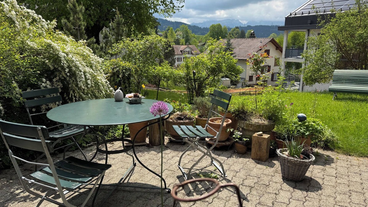 Gais Apartment | 3.5-room apartment with garden terrace in the middle of idyllic Gais for 1-3 people