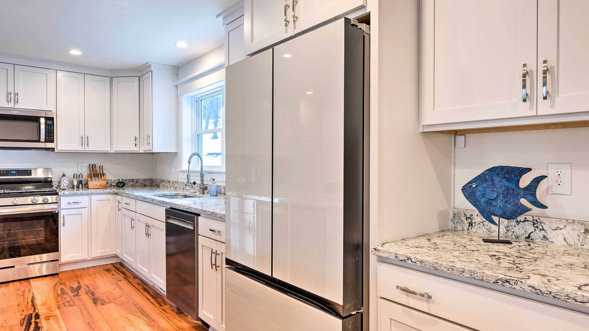 Thetford Cottage | 3-acre Thetford Rental w/River Access & Upgrades!