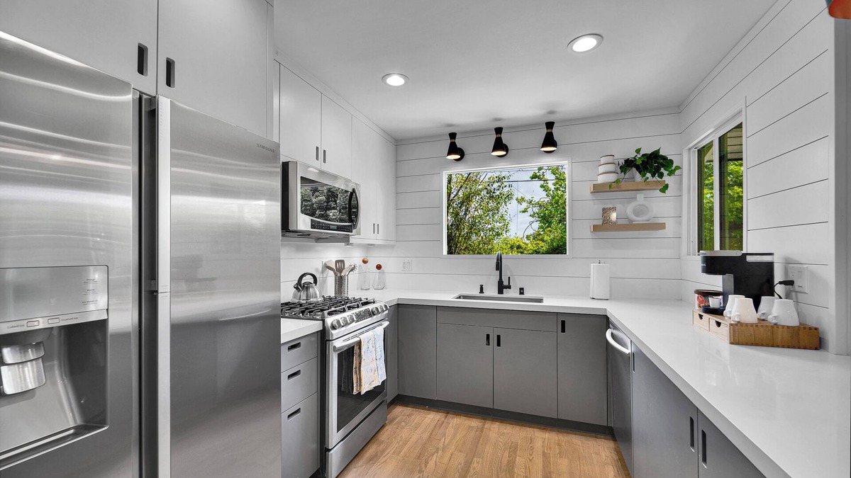 Westchester House | 3 BD, 2 BA Modern, Tranquil Oasis (<2 miles from Beach)