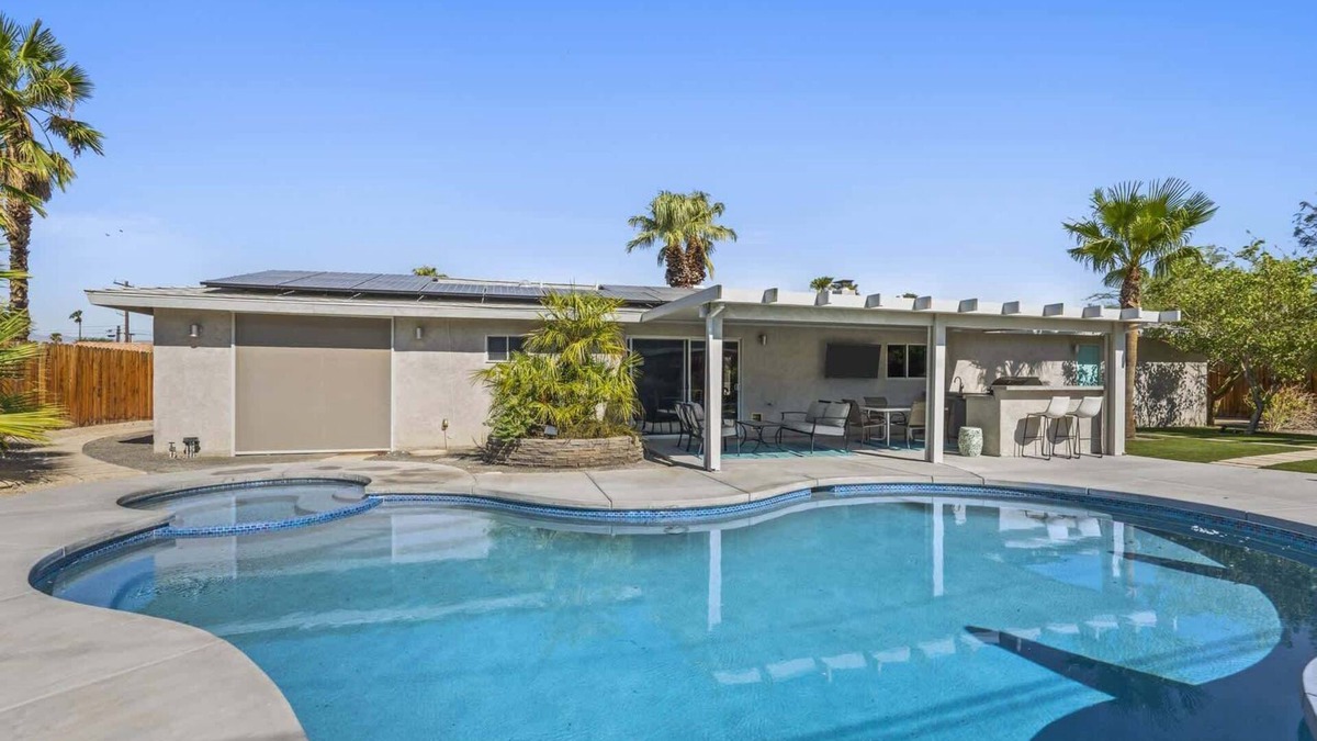 Racquet Club South House | 3 BDR Desert Oasis in the Heart of Palm Springs!