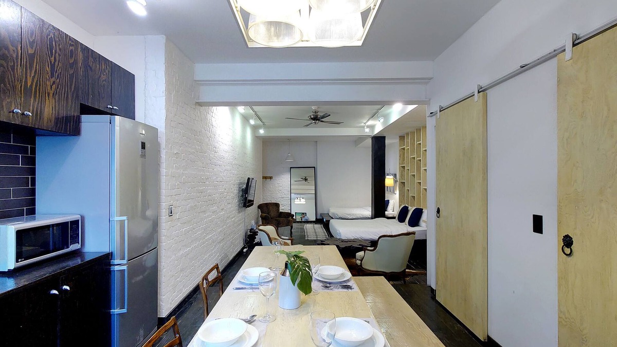Jongno Apartment | 3 Bedroom 3 Bathroom SUITE 160SQM