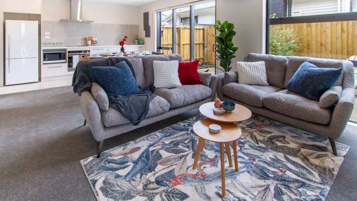 Riccarton House | 3 Bed 2.5 Bath Riccarton W/Games room