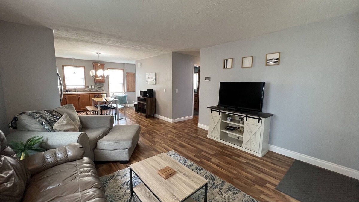 Belfield House | 3 bed, 2 bath near TRNP, Medora and Dickinson
