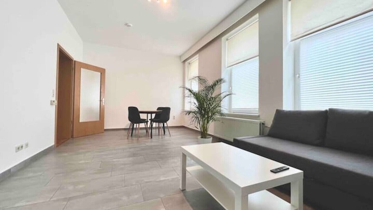 Vahrenwald Apartment | 3 bed accommodation Vahrenwald