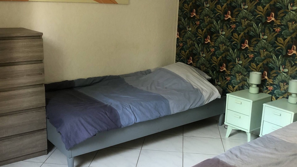 Canteleu Apartment | 3-Bed Apartment + Parking near Kindarena