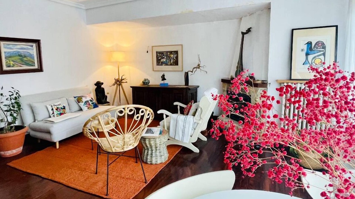Arruazu Ski Chalet | 3-Bed Artist Chalet near San Sebastian, Sleeps 6