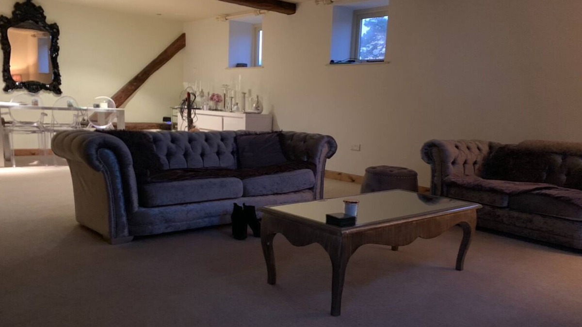 Wixford House | 3 bed barn conversion off beautiful track with picturesque views