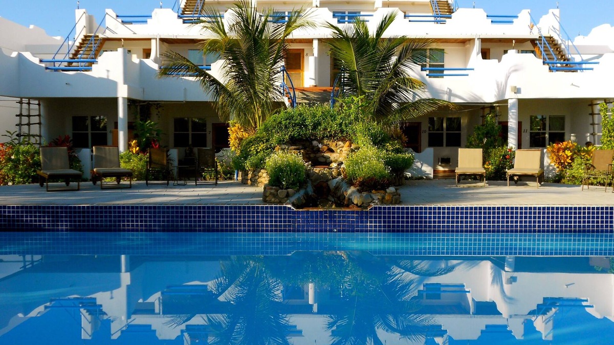 Sittee River Villa | 3 Bedroom with Roof Top Panoramic Ocean and Mountain Views
