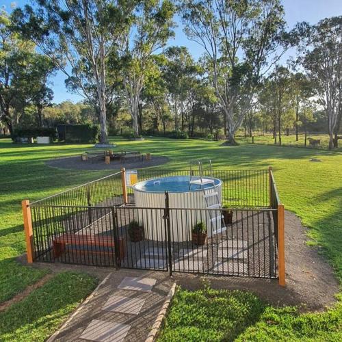 Blackbutt North House | 3 bed cottage nestled at centre of 21 acres in Blackbutt
