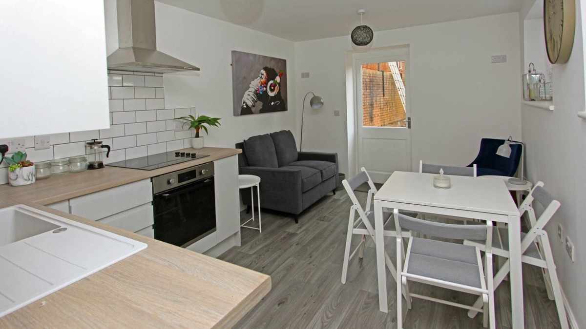 Telford House | 3 bed detached house in Telford