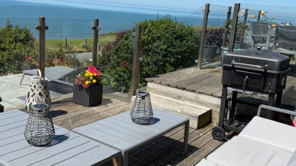 Gwbert House | 3-bed holiday cottage with spectacular sea views