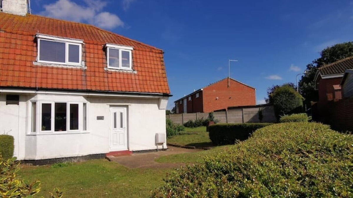Ramsgate House | 3 bed house, 5 minutes from the beach