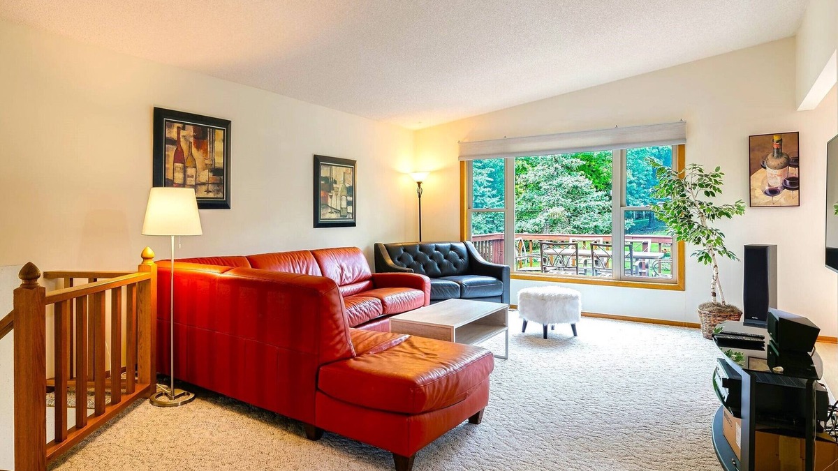 Plymouth House | 3 Bed House in quiet area/near Downtown Minneapolis/MOA/MSP airport/private host