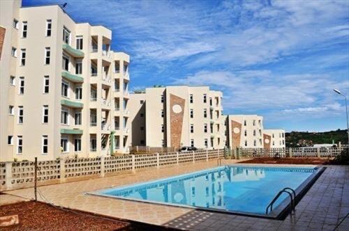 Lubowa Apartment | 3 Bed Luxury Condo in Lubowa