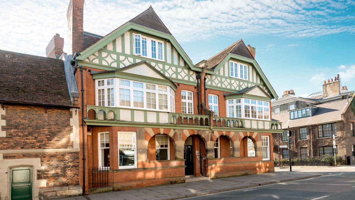 Bootham Apartment | 3 Bedford Mews, York, Yorkshire.
