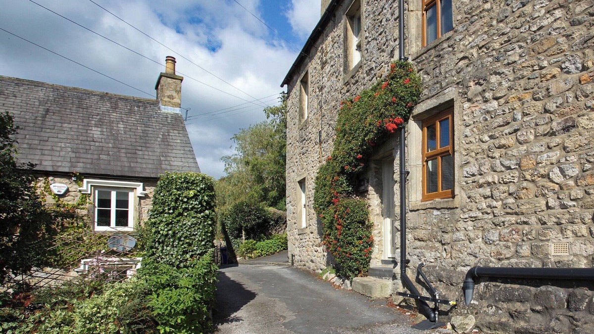 Giggleswick Cottage | 3 bedroom accommodation in Giggleswick near Settle
